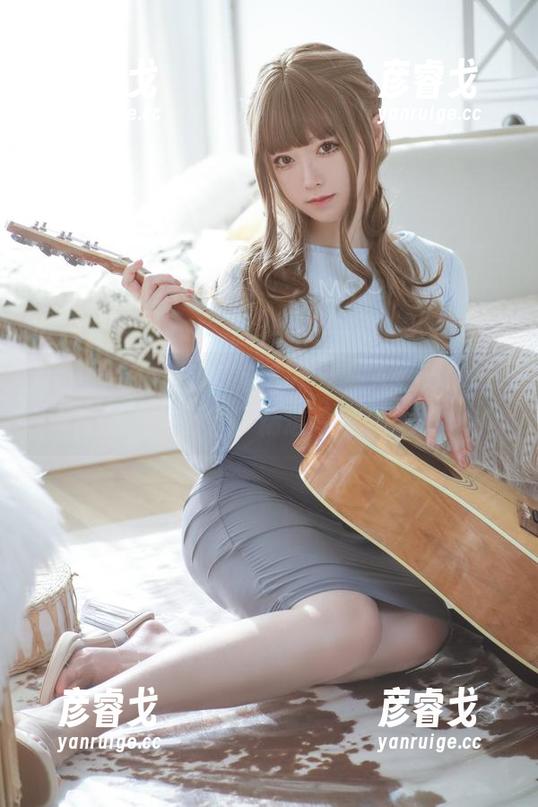 Asagiriai 打扮成鬼怪,连我都不敢认!Asagiriai万圣节精选写真