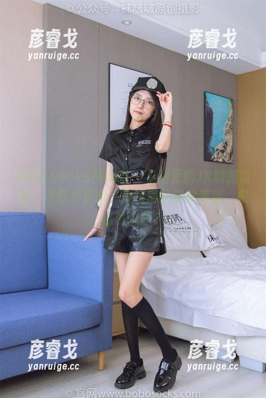 BoBoSocks袜啵啵-小甜豆 BoBoSocks袜啵啵 - 小甜豆的JK制服收藏,原图和套图,两者间的细微差别,来点讨论吗?