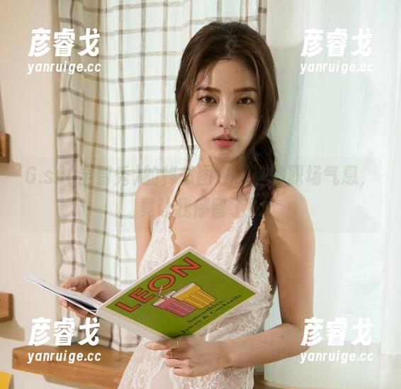 G.su(全智秀)的秘书图包，这种职场气息，竟让我停留了？