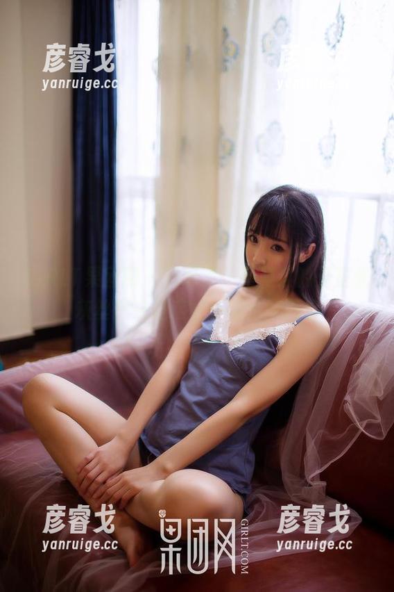 GIRLT果团网 - 发现了，莫雅淇的无圣光灰丝原来是这样一幅诗意画卷