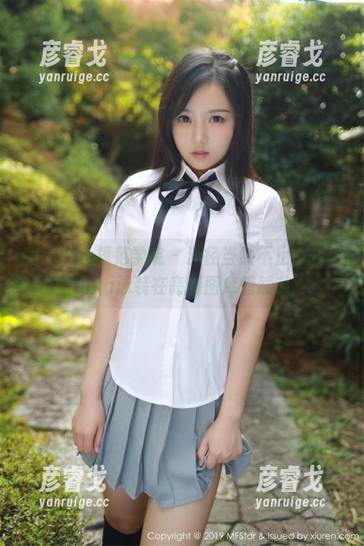 MFStar模范学院 - 游径当然不止水里，卤蛋luna泳装在高清图库悄然袭来？