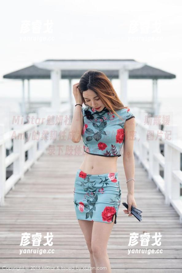 MiStar魅妍社 - 无圣光瑜伽课，斯戴媛Amy的柔韧性成为了既定的秘密，图片记录下肢体的完美交融。