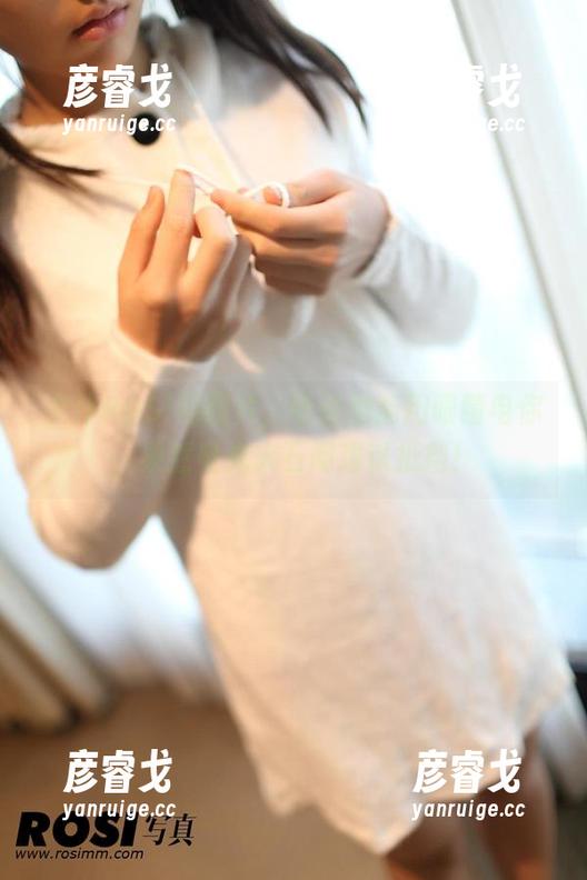 ROSI 女仆ROSI的图片,听说她能用眼睛电你,果然电光火石间难以抵挡!