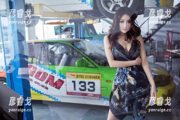 TuiGirl推女郎 - 难道这就是何奕恋？仔细翻翻她的可爱高清图包，我是不是容易上头？