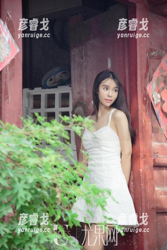 UGirls尤果网 - 精选蒋贝贝JK：像许久没喝水的沙漠，渴望那清泉