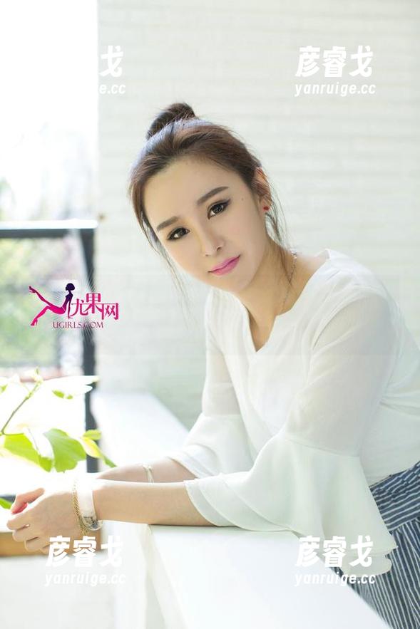 UGirls尤果网 - 艳阳下的感官：陈雅漫泳池图集，资源大家有目共睹