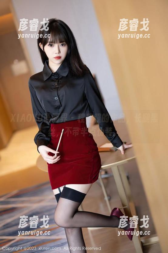 XIAOYU语画界 - 程程程的作品，长腿黑丝，不带半点伪装。