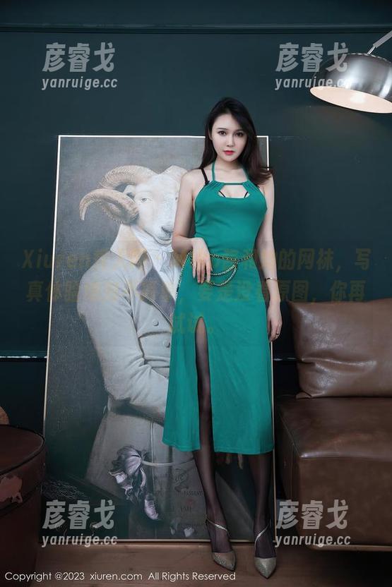 Xiuren秀人网-Miko酱 Xiuren秀人网 - Miko酱和她的网袜,写真体验绝对不简单,要是没看原图,你再试试。