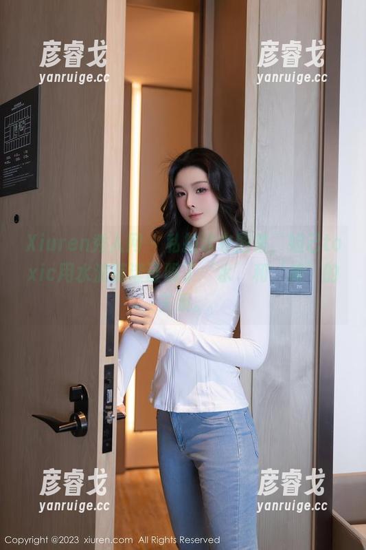 Xiuren秀人网 - 私拍泳衣图集，妲己toxic用水波荡漾证明了‘水’和‘美’的关系。