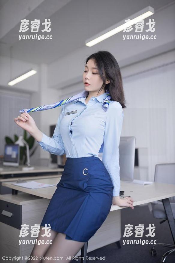 Xiuren秀人网 - 你见过这样“清新”的月夕LilyJK吗？新图更新了，每一张都想截屏！