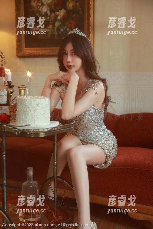 Xiuren秀人网-楚恬Olivia Xiuren秀人网 - 豹纹加持,楚恬Olivia的美图写真耐人寻味,一眼根本停不下来。
