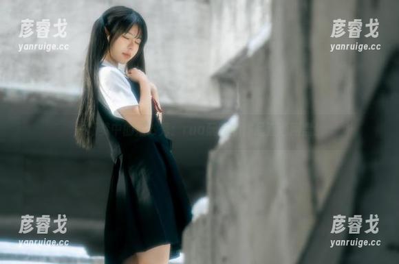 一场梦中的婚纱秀：rua阮阮的作品直通网盘！