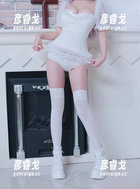 千夜未来 千夜未来的大胆护士们,图库里的另类风采你的眼光穿越了吗?