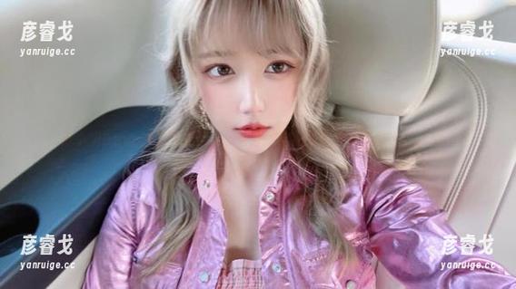 啾小妍Deer的双马尾合集，真想把这绝美的俏皮都装进口袋里～
