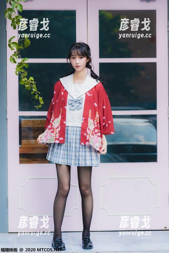 赶紧来看全套的八重樱兔女郎写真，喵糖映画果然不让人失望啊。