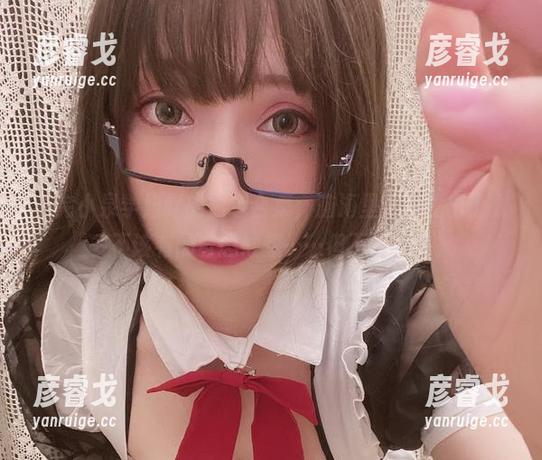 看完小泉学姐吖的黑色合集，脑海里突然生出了太多不该有的奇思妙想……但不说出来。
