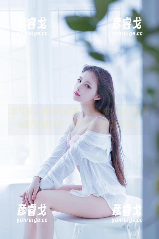 贵气逼人的福利图集，小鹿鹿shika的凤冠霞帔旅行记，照片怎么都是仙女！