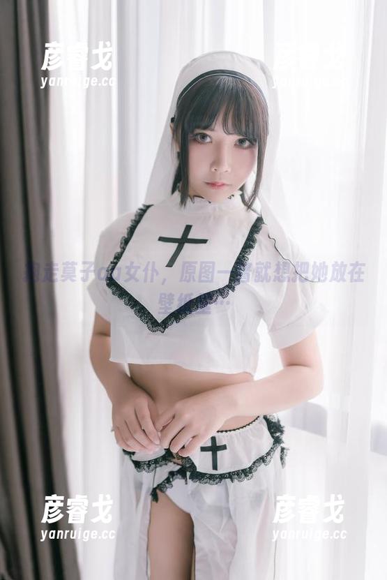 抱走莫子aa 抱走莫子aa女仆,原图一瞥就想把她放在壁纸里…