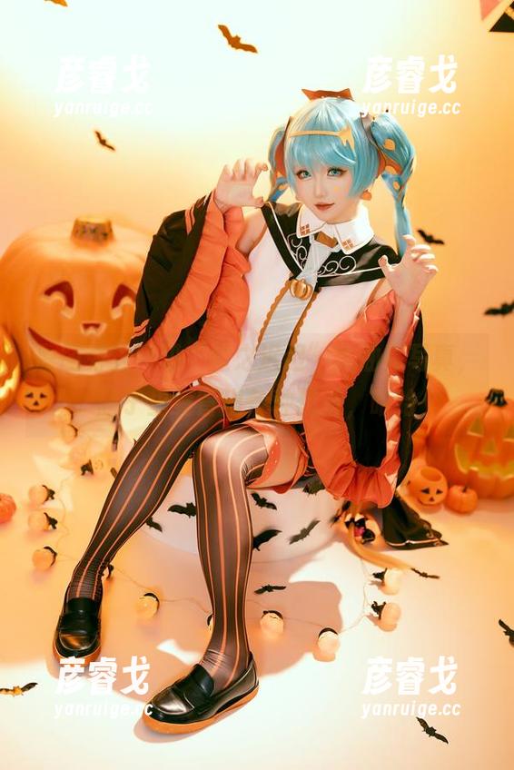 原图旁边叨叨“星之迟迟”的油亮写真，脑子里竟冒出各种想法，哈哈