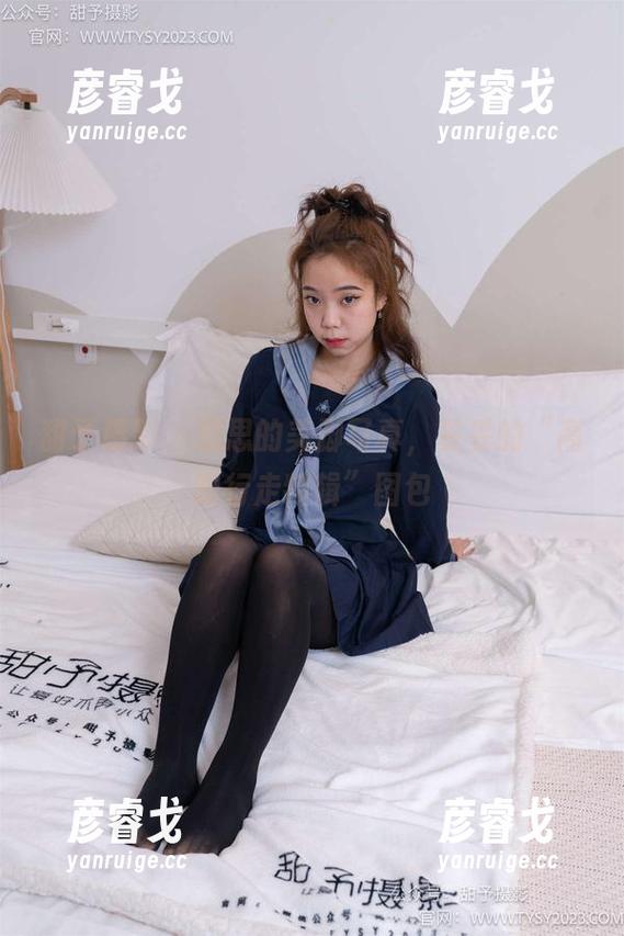 甜予摄影 - 思思的美脚写真，妥妥的“高跟行走特辑”图包