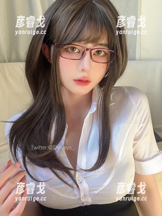 瞧一瞧黑丝楼梯道，眼酱大魔王w的美图和蹊跷资源