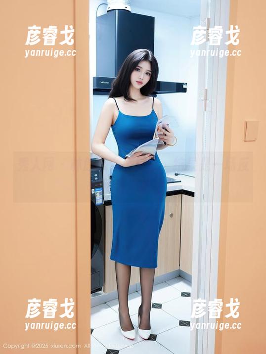 秀人网-林悠悠 秀人网 - 林悠悠穿上校服,结果是一场反转精选图片之旅