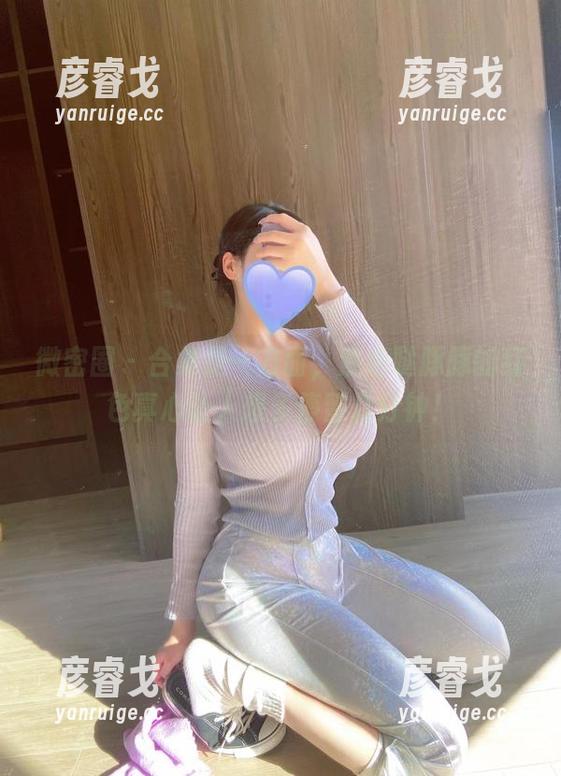 微密圈 - 合集是一方面，紫色哒豚豚的红色真心让人想多停留几分钟！