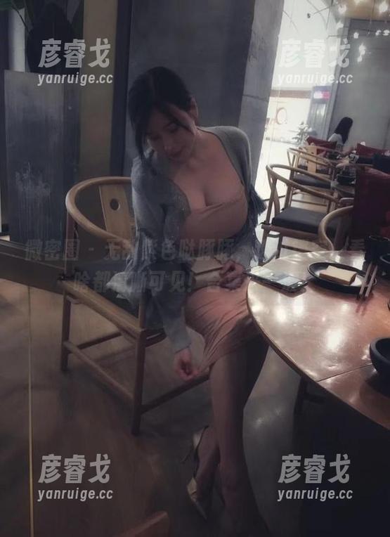 微密圈 - 无敌紫色哒豚豚，透过镂空，看啥都清晰可见！合集来一波！