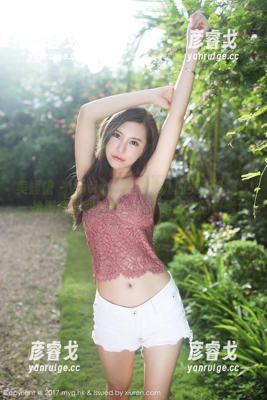 美媛馆-Vetiver嘉宝贝儿 美媛馆 - Vetiver嘉宝贝儿的美脚合集:一抬脚就翩翩起舞,这才是脚上的舞者!