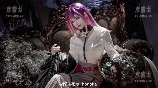 花兮_honoka的JK精选来了，原图就是个谜，不知说啥好？