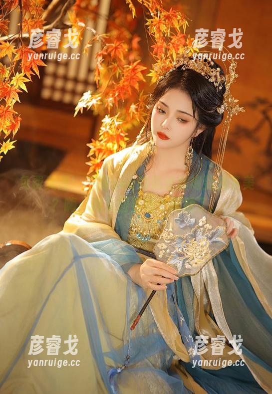 免费美图：苏嫣qvq的黑丝旗袍到底多美？嗨，我又回到这个问题了。