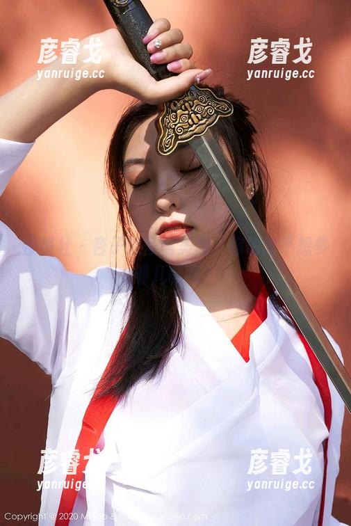 蜜桃社 - 杏子的圣诞美图，你确定不想多看几眼吗？
