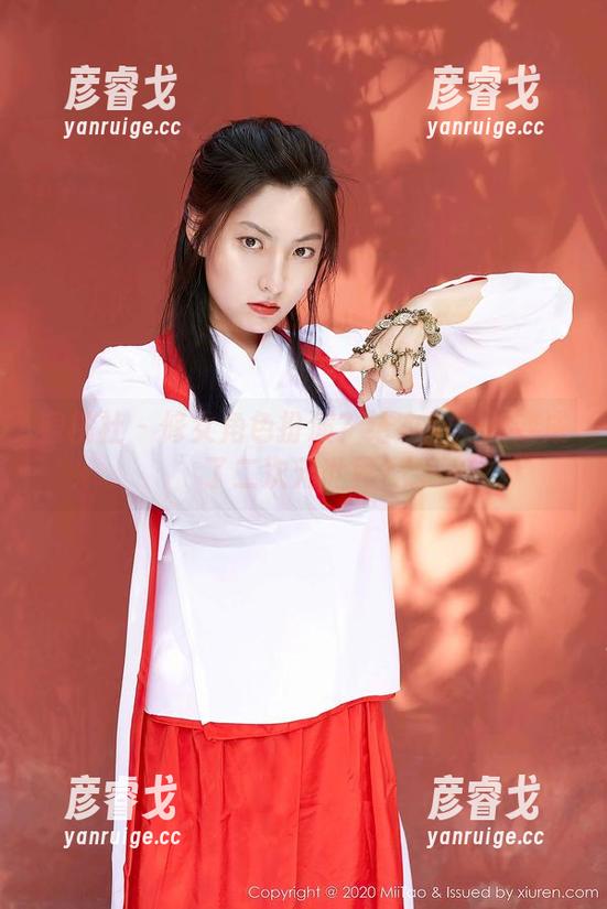 蜜桃社-结衣 蜜桃社 - 修女角色扮演?结衣把网盘变成了二次元世界?