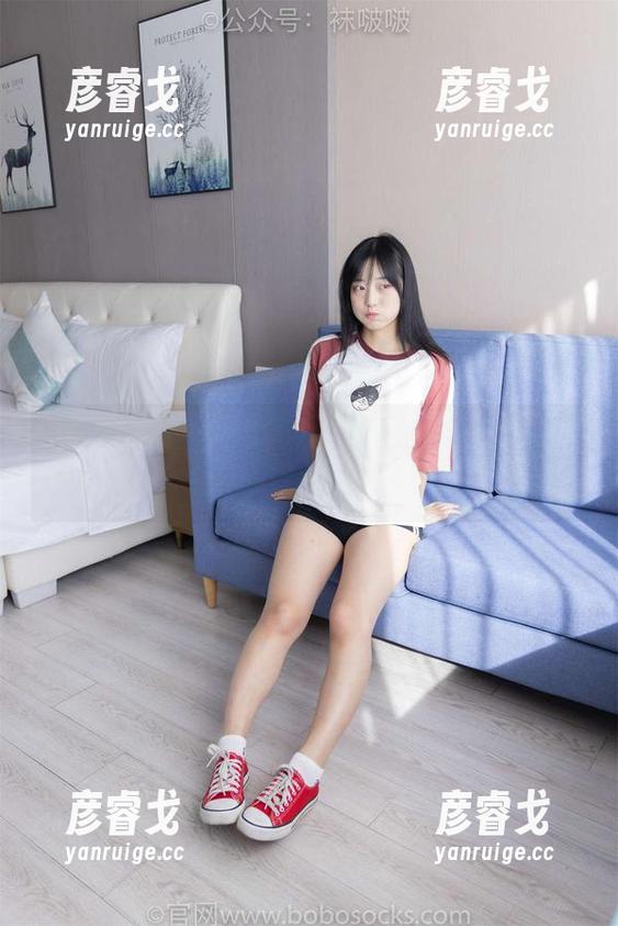 袜啵啵-小安 袜啵啵 - 看小安的肉丝美图:哈哈,人生需多点调味料!