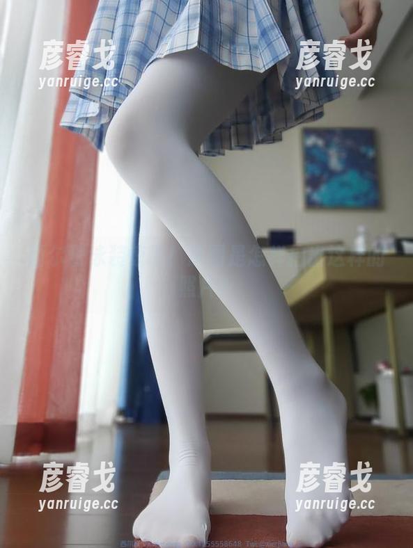 西尔酱泳装惊现！原图是怎样拍出这样的照片？