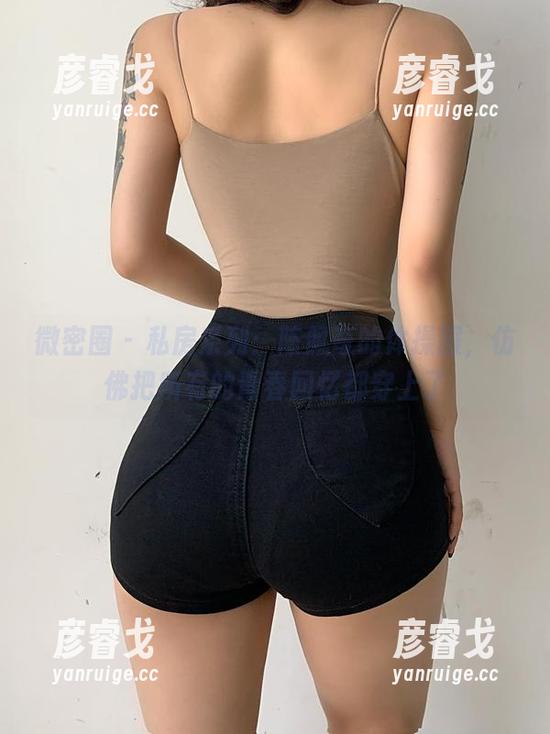 微密圈 - 私房系列：陈佩奇的体操服，仿佛把所有的青春回忆都穿上了