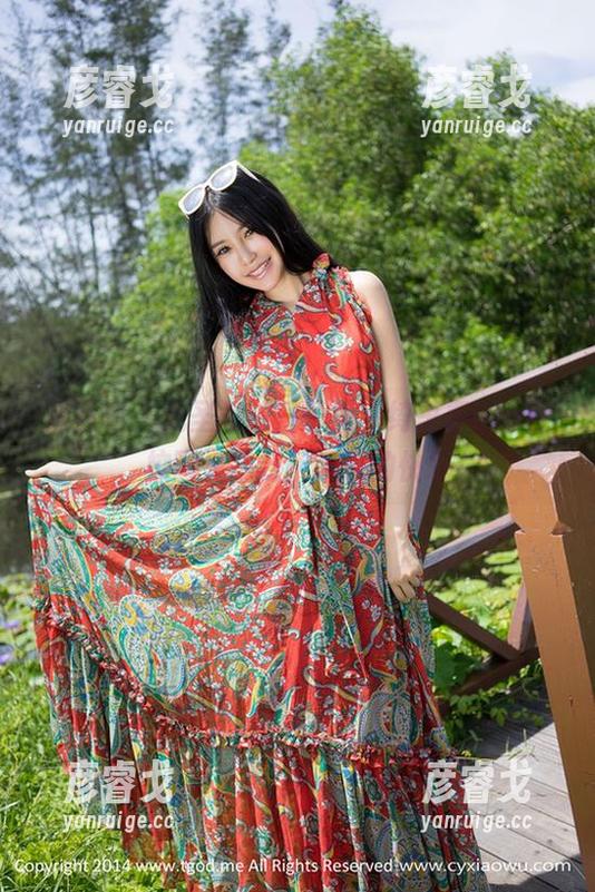 青豆客 - 无圣光的日子里，绮里嘉Ula在校园里找到了图包的快乐