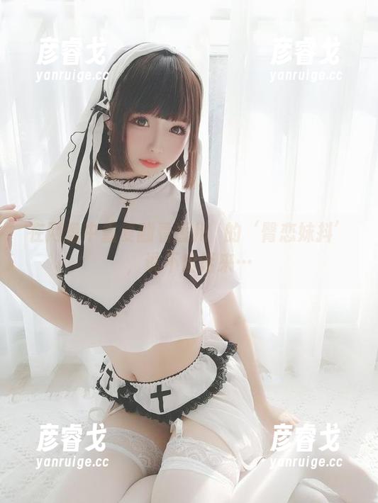 在网盘中重复翻看香川澪的‘臀恋妹抖’，说不出话来…