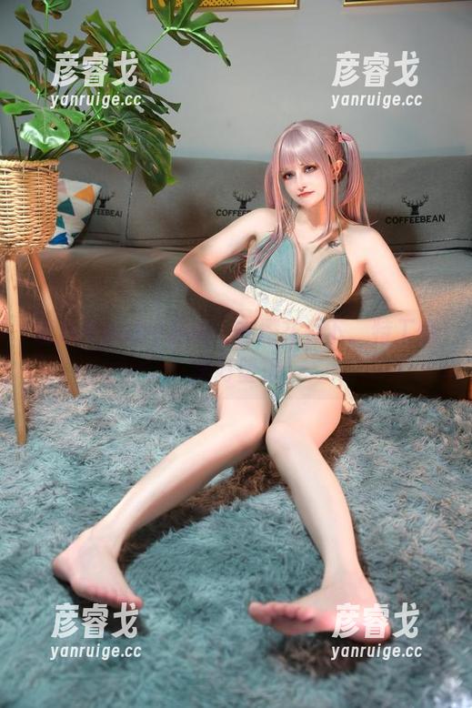 鹿八岁baby 鹿八岁baby私拍:在樱花树下,特工的美好堕落